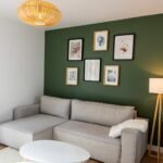 Exemple de salon rénové au style moderne pour un projet d’investissement locatif à Dax