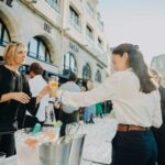 Photos de l’événement Le Guide Huggy au Café de Paris à Biarritz, participants, échanges et ambiance conviviale.