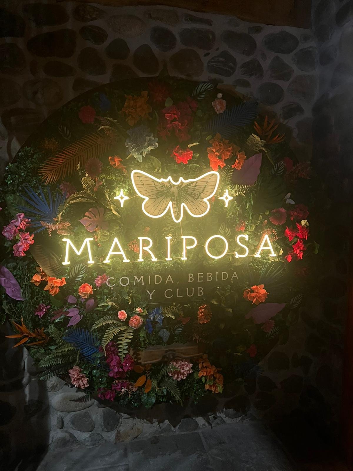 mariposa pau lescar